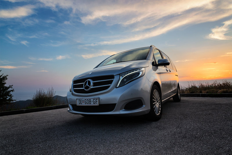 Super Luxury Travel - Mercedes-Benz     V-Class
